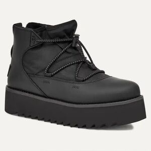 Ugg Classic Rising Toggle black size 10 new‎